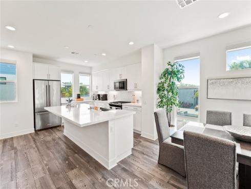 697 W 17th  , Costa Mesa, CA