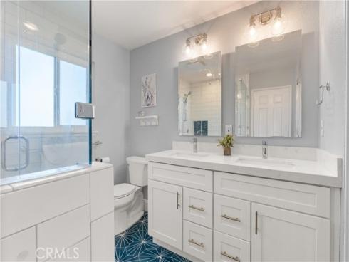 2649  Elden  E , Costa Mesa, CA