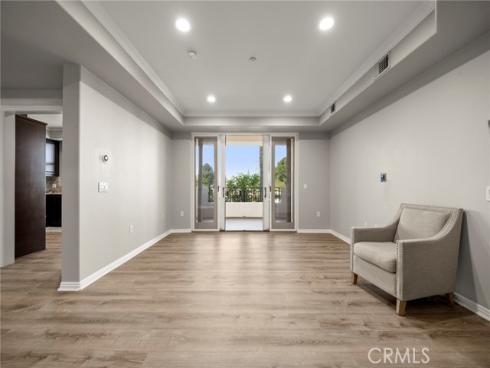 401  Bernard  211  Street, Costa Mesa, CA