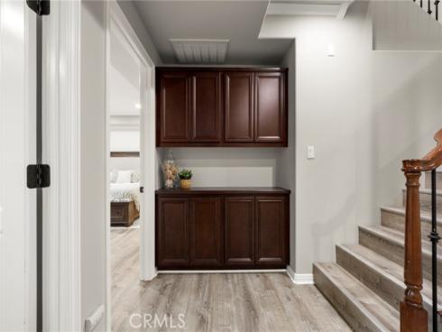 401  Bernard  211  Street, Costa Mesa, CA