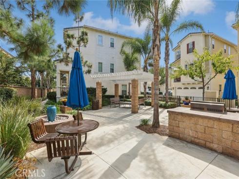 2173  Harmony   Way, Costa Mesa, CA