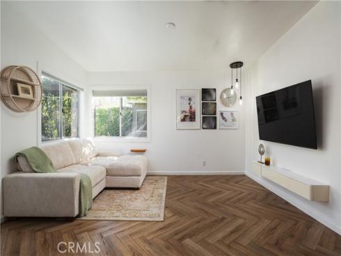 541  Bernard St  , Costa Mesa, CA