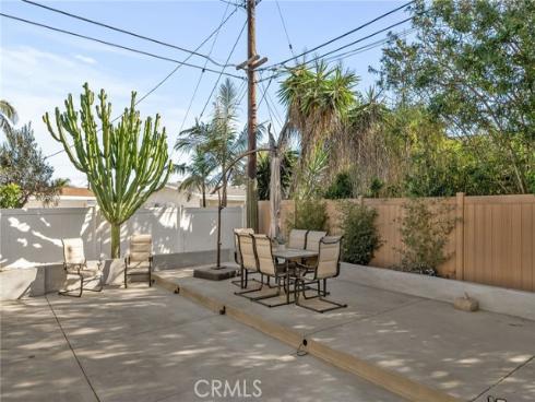 2750  San Carlos   Lane, Costa Mesa, CA