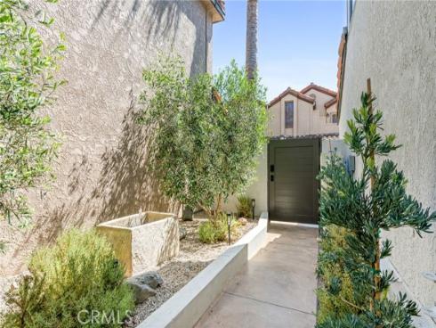 1947  Sundance  , Costa Mesa, CA