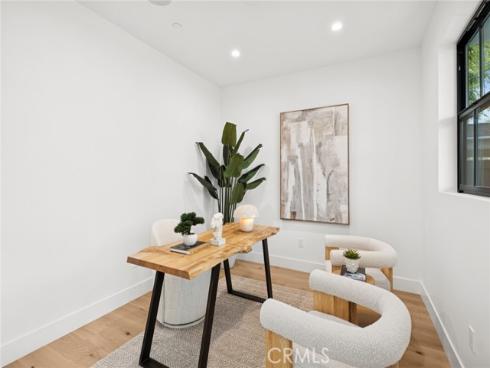 275  Walnut  , Costa Mesa, CA