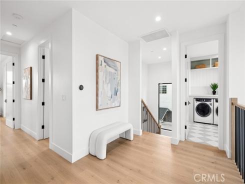 275  Walnut  , Costa Mesa, CA