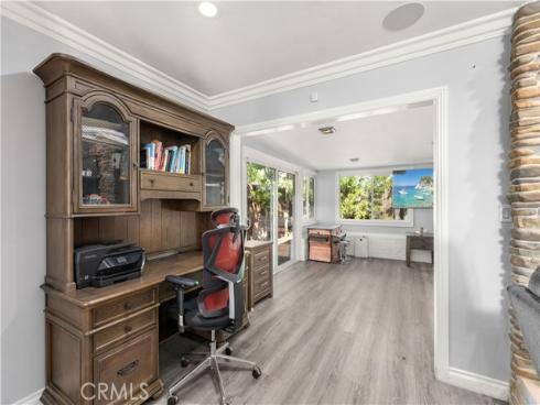 1170  Gleneagles  , Costa Mesa, CA