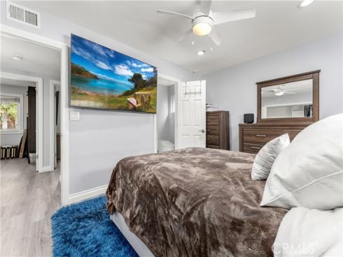 1170  Gleneagles  , Costa Mesa, CA