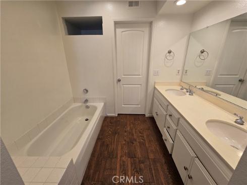 783  Grayling  , Costa Mesa, CA