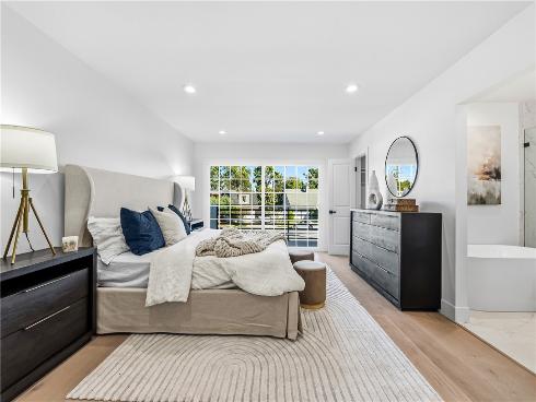 3493  San Marino   Circle, Costa Mesa, CA