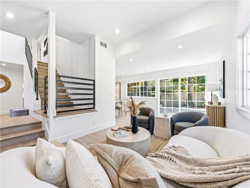 3493  San Marino   Circle, Costa Mesa, CA