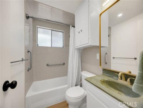 868  Towne  , Costa Mesa, CA