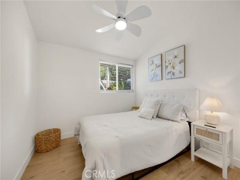 868  Towne  , Costa Mesa, CA