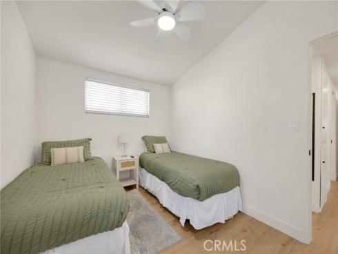 868  Towne  , Costa Mesa, CA