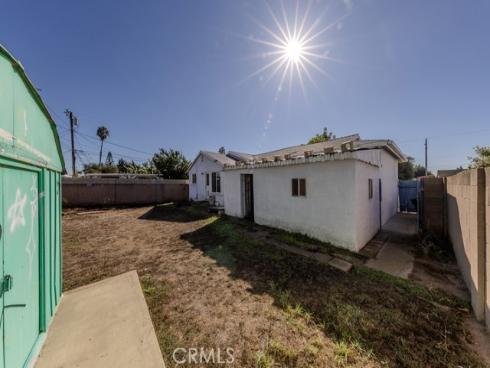 690  Capital Street  , Costa Mesa, CA