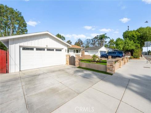 2689  Santa Ana   Avenue, Costa Mesa, CA