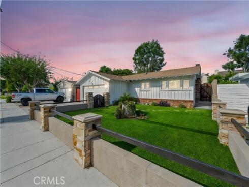 2689  Santa Ana   Avenue, Costa Mesa, CA