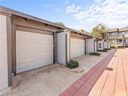 2205  Pacific  101  Avenue, Costa Mesa, CA