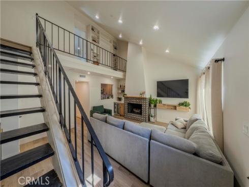 135  Morristown  , Costa Mesa, CA