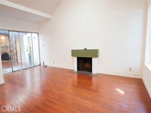 3421  Santa Clara  , Costa Mesa, CA