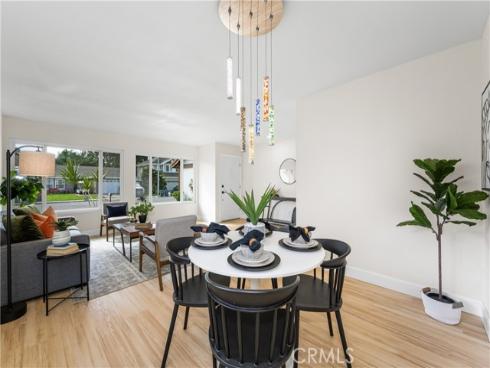 930  Helena   Circle, Costa Mesa, CA