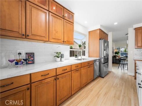 930  Helena   Circle, Costa Mesa, CA