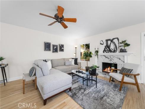 930  Helena   Circle, Costa Mesa, CA