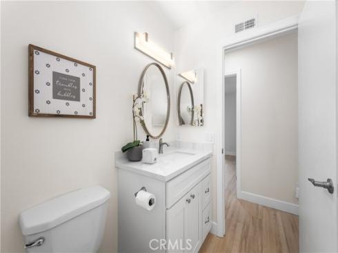 930  Helena   Circle, Costa Mesa, CA