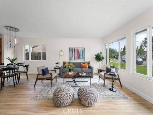 930  Helena   Circle, Costa Mesa, CA