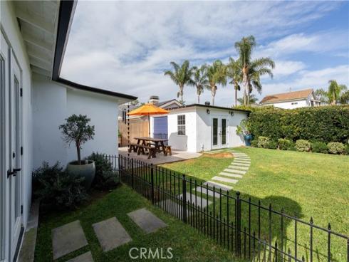 394 E 20th  , Costa Mesa, CA