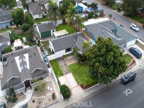 999  Oak   Street, Costa Mesa, CA