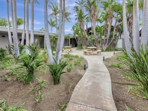 363  Ravello  , Costa Mesa, CA