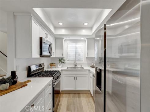 380 W Wilson  C101  Street, Costa Mesa, CA