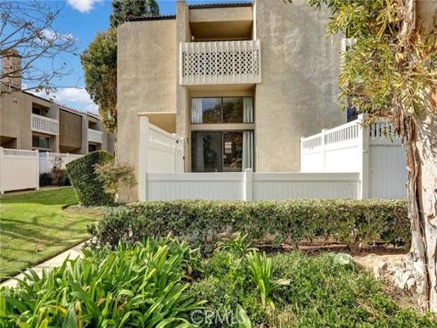 380 W Wilson  C101  Street, Costa Mesa, CA