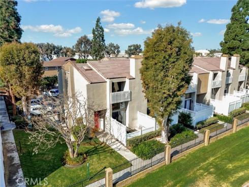 380 W Wilson  C101  Street, Costa Mesa, CA