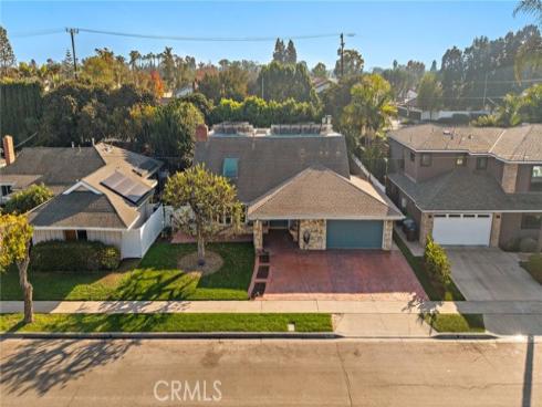 1851  Pitcairn  , Costa Mesa, CA