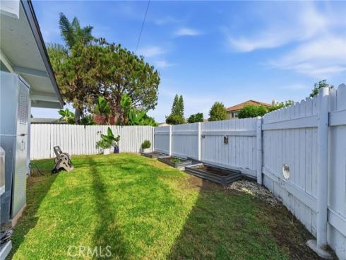 700  Hamilton Street  , Costa Mesa, CA