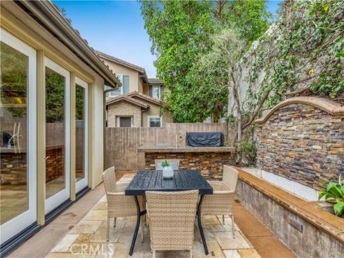 2105  Canyon   Circle, Costa Mesa, CA