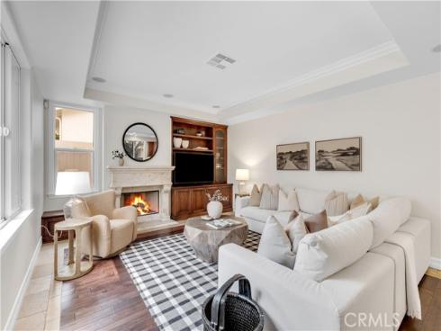 2105  Canyon   Circle, Costa Mesa, CA