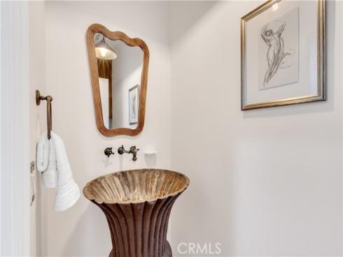 2105  Canyon   Circle, Costa Mesa, CA