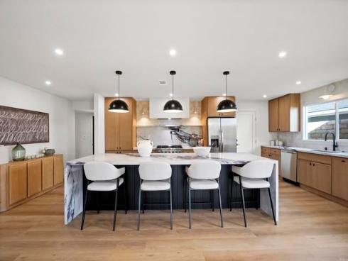 3130  Kerry Ln  , Costa Mesa, CA