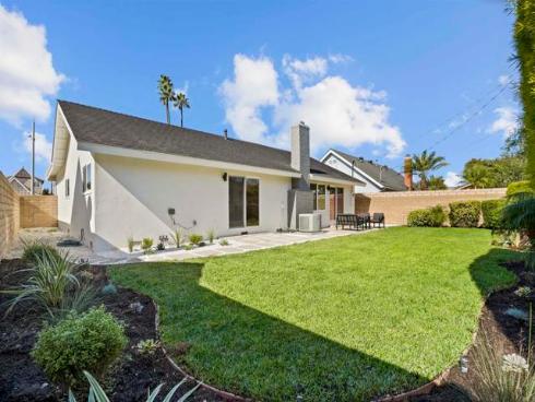 3130  Kerry Ln  , Costa Mesa, CA