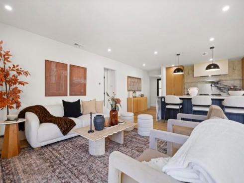 3130  Kerry Ln  , Costa Mesa, CA