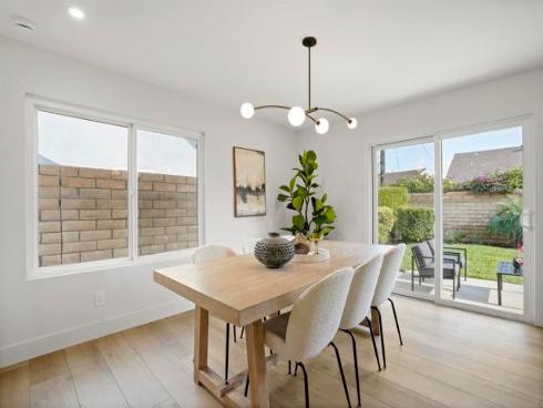 3130  Kerry Ln  , Costa Mesa, CA