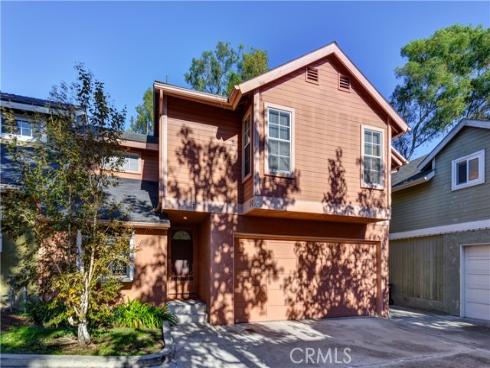 2206 Canyon C2 Drive, Costa Mesa, CA