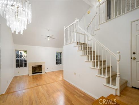 2206 Canyon C2 Drive, Costa Mesa, CA