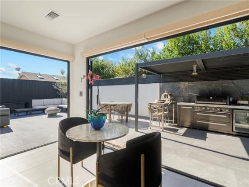 985  Begonia   Avenue, Costa Mesa, CA