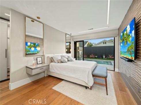 985  Begonia   Avenue, Costa Mesa, CA