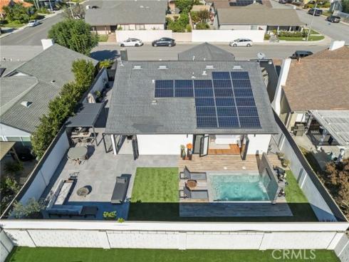 985  Begonia   Avenue, Costa Mesa, CA