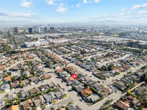 985  Begonia   Avenue, Costa Mesa, CA